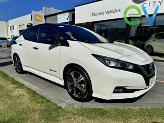 2018 Nissan LEAF - Thumbnail
