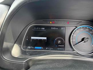 2018 Nissan LEAF - Thumbnail