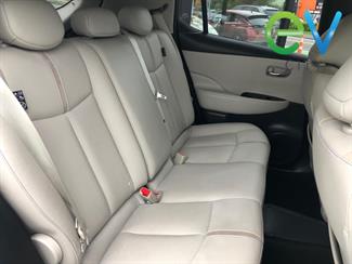 2019 Nissan LEAF - Thumbnail