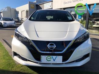 2018 Nissan LEAF - Thumbnail