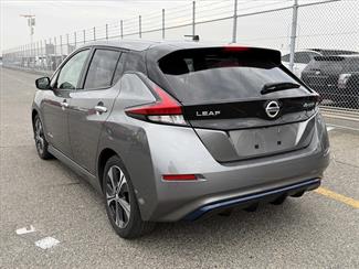 2018 Nissan LEAF - Thumbnail