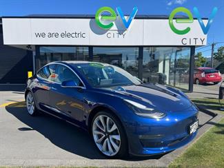 2020 Tesla Model 3 - Thumbnail