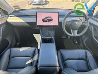 2022 Tesla Model Y - Thumbnail