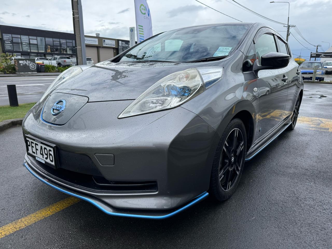 2016 Nissan LEAF