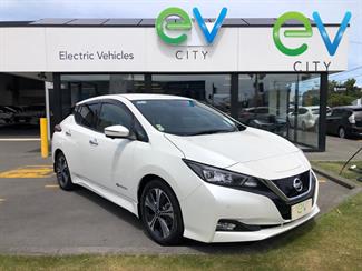 2019 Nissan LEAF - Thumbnail