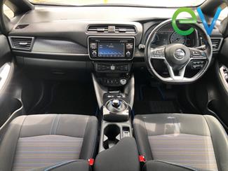 2019 Nissan LEAF - Thumbnail