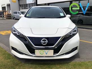 2019 Nissan LEAF - Thumbnail