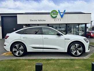 2021 Audi E-Tron - Thumbnail