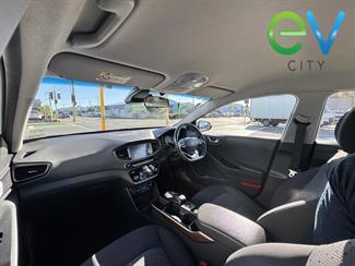 2017 Hyundai IONIQ - Thumbnail
