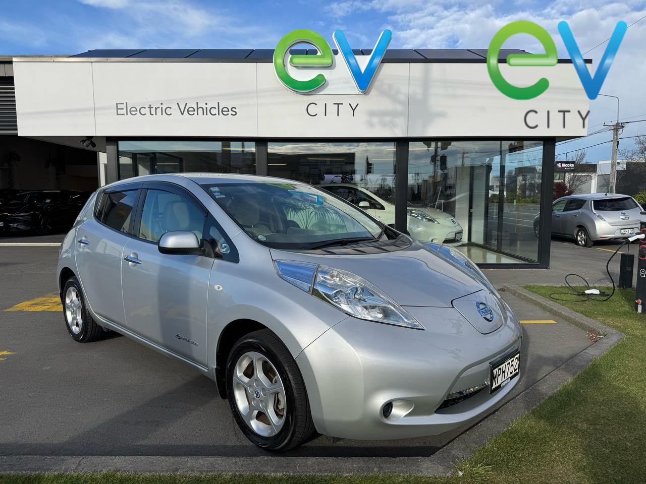 2012 Nissan LEAF