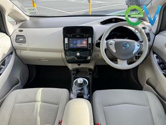 2012 Nissan LEAF - Thumbnail