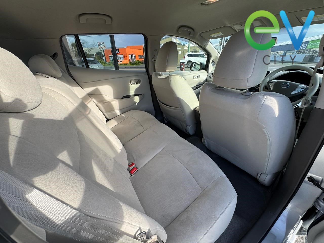 2012 Nissan LEAF