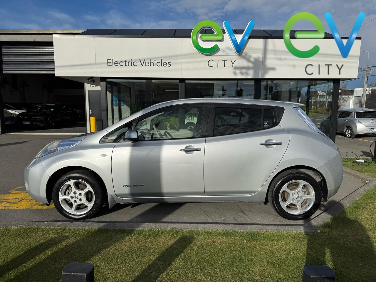 2012 Nissan LEAF