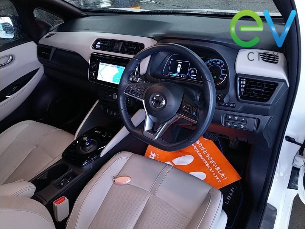 2018 Nissan LEAF