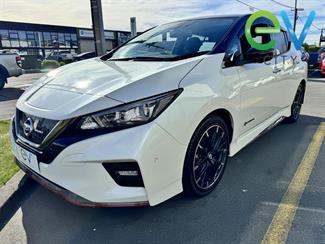 2018 Nissan LEAF - Thumbnail