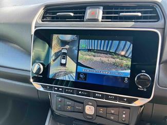2020 Nissan LEAF - Thumbnail