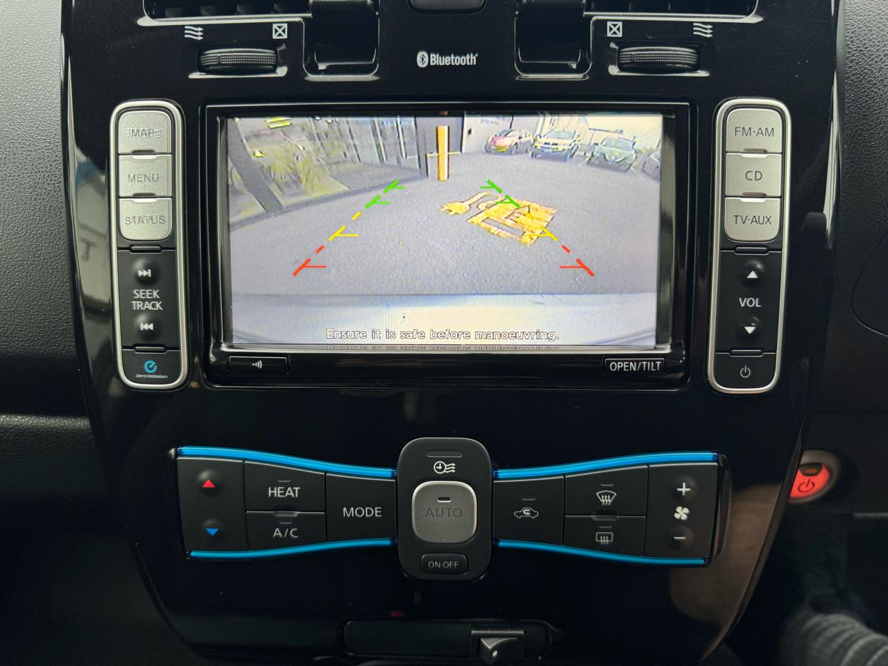 2014 Nissan LEAF