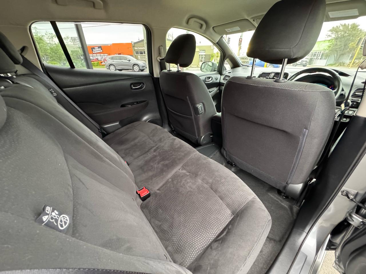 2014 Nissan LEAF