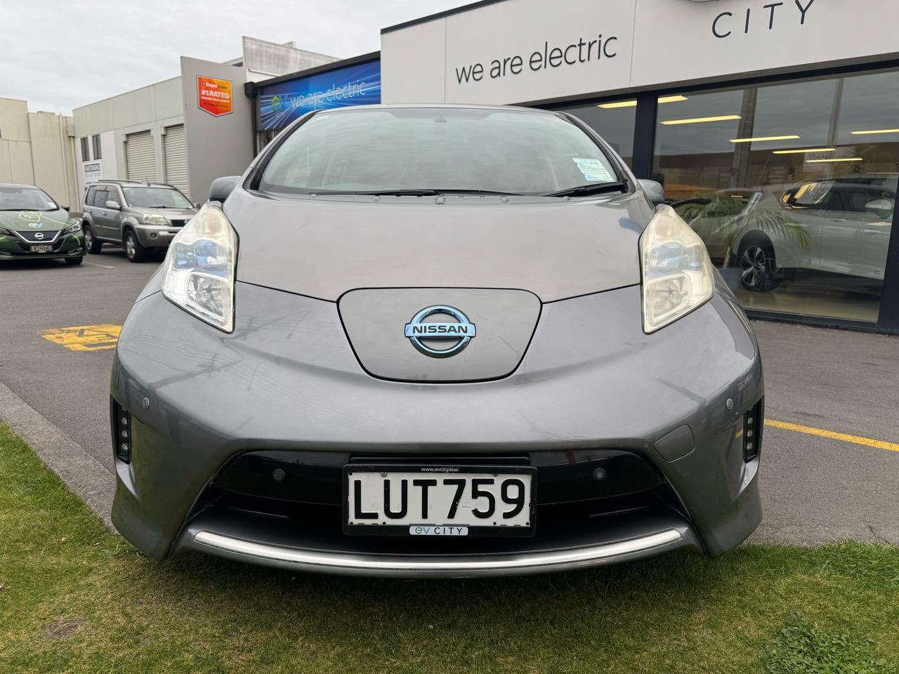 2014 Nissan LEAF
