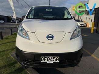 2015 Nissan e-NV200 - Thumbnail