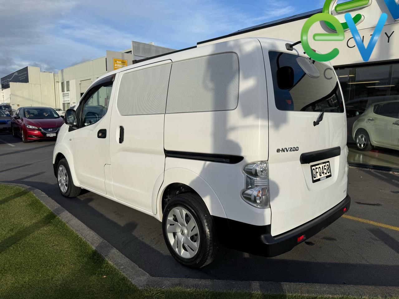 2015 Nissan e-NV200