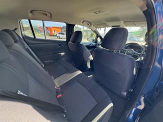 2018 Nissan LEAF - Thumbnail