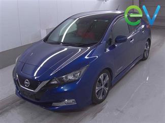 2018 Nissan LEAF - Thumbnail