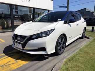 2018 Nissan LEAF - Thumbnail