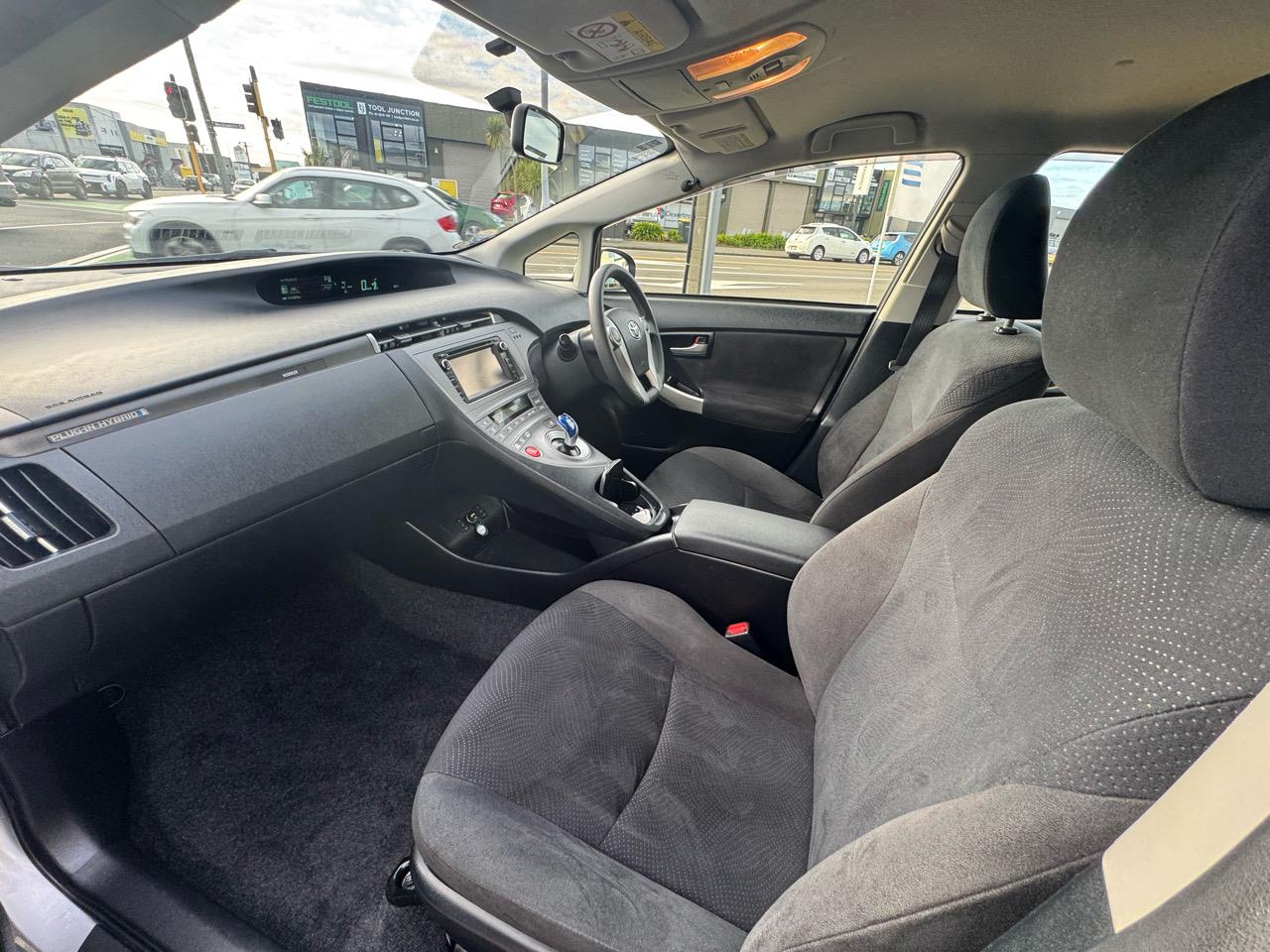 2014 Toyota PRIUS