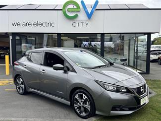 2020 Nissan LEAF - Thumbnail