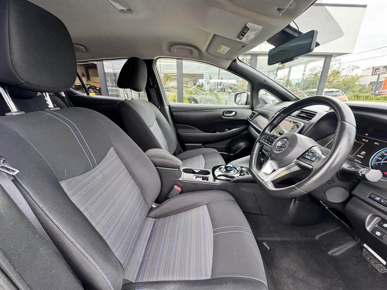 2020 Nissan LEAF