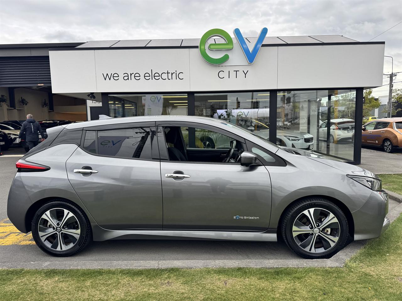 2020 Nissan LEAF