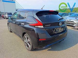 2018 Nissan LEAF - Thumbnail