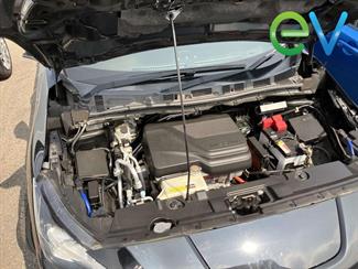 2018 Nissan LEAF - Thumbnail