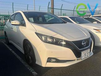 2018 Nissan LEAF - Thumbnail