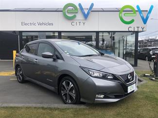 2018 Nissan LEAF - Thumbnail