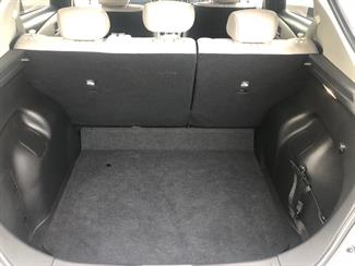 2018 Nissan LEAF - Thumbnail
