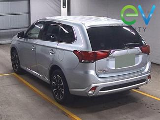 2017 Mitsubishi OUTLANDER - Thumbnail