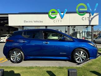 2019 Nissan LEAF - Thumbnail