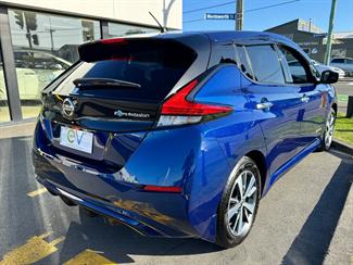 2019 Nissan LEAF - Thumbnail