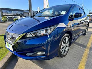 2019 Nissan LEAF - Thumbnail