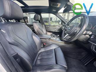2017 BMW X5 - Thumbnail