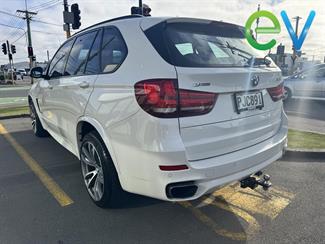 2017 BMW X5 - Thumbnail