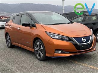 2020 Nissan LEAF - Thumbnail