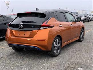 2020 Nissan LEAF - Thumbnail