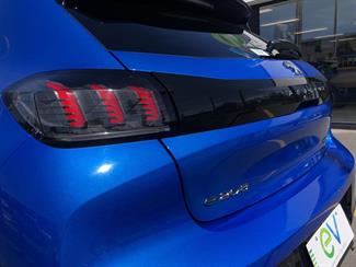 2020 Peugeot E-208 - Thumbnail