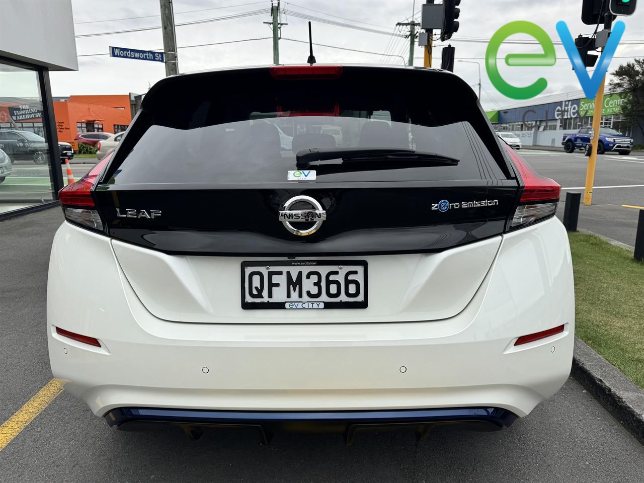 2018 Nissan LEAF