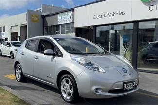 2012 Nissan LEAF - Thumbnail