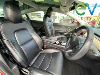 2019 Tesla Model 3 - Thumbnail