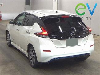 2019 Nissan LEAF - Thumbnail